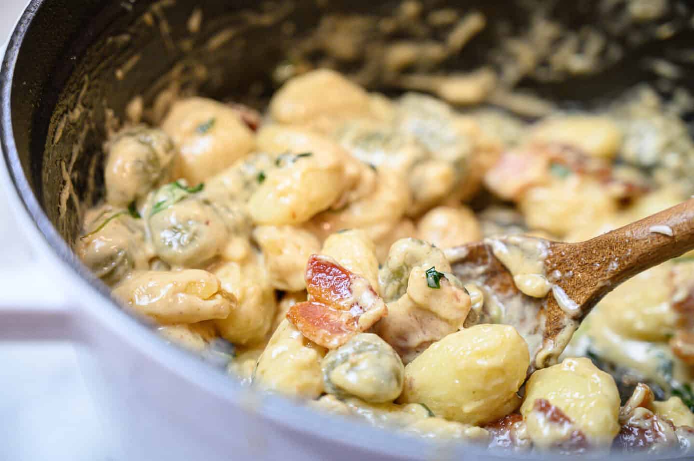 gnocchi pasta in pot