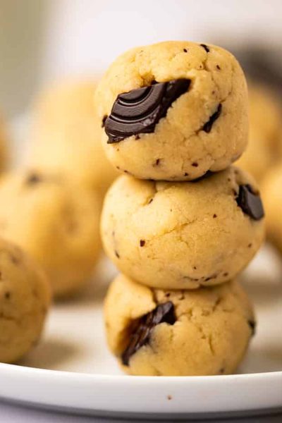 low-carb-edible-chocolate-chip-dough-08